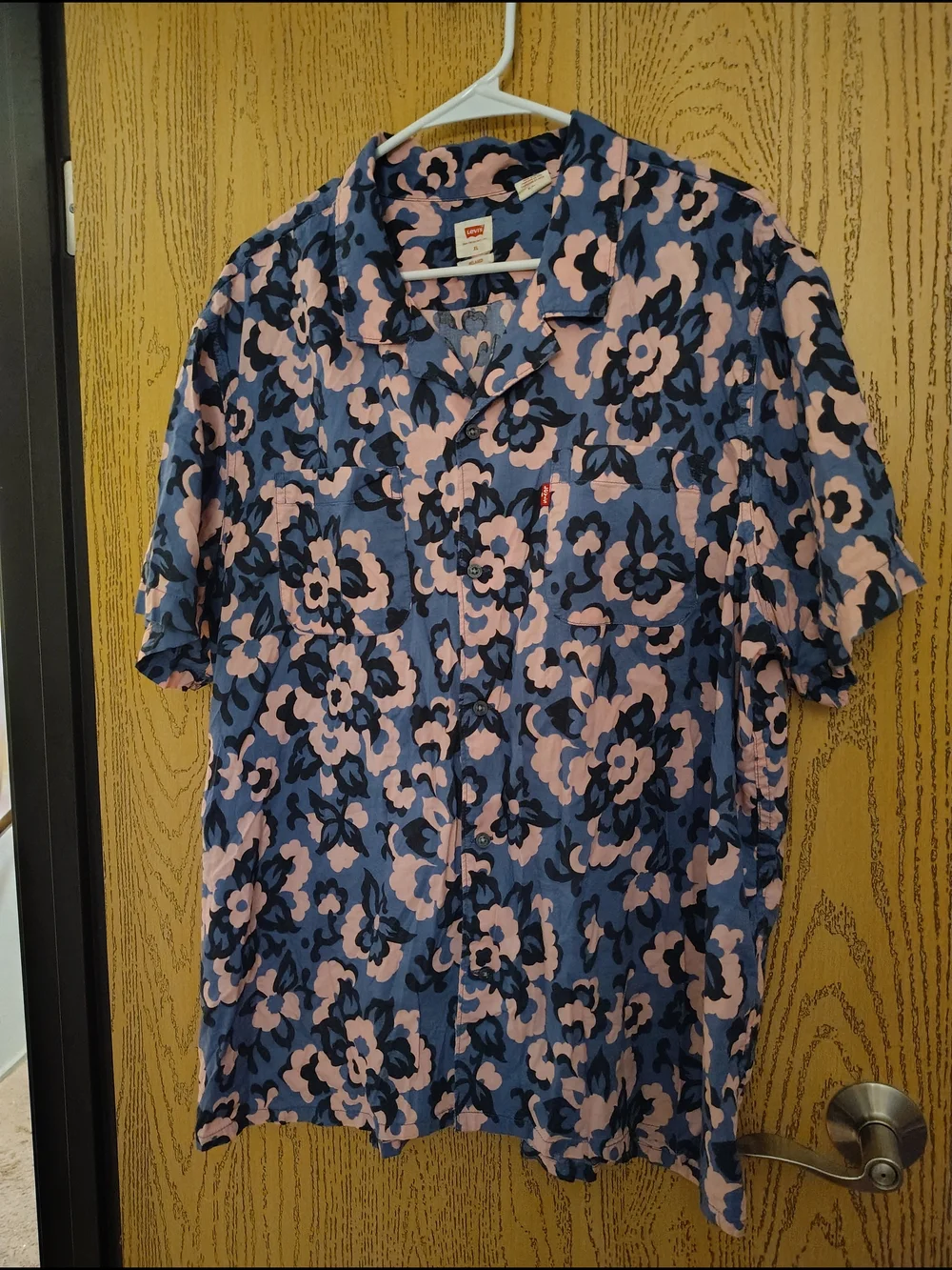 Levi's Blue and Pink Floral Button-Up Shirt
